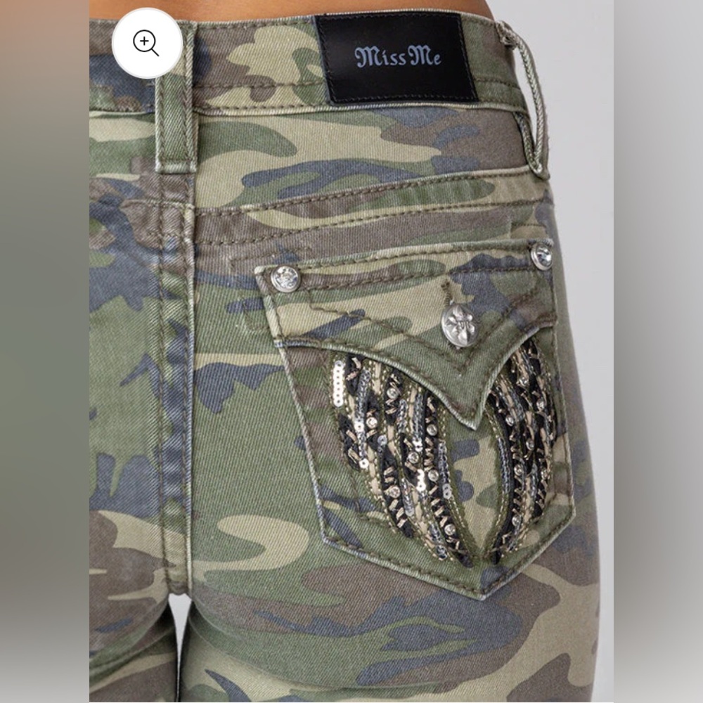 Miss Me Camo Jeans Size 24/32 Worn Few Times